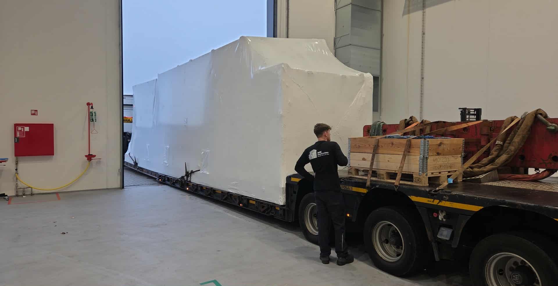 MK Packaging udfører afmontering af maskiner og produktionsudstyr til transport